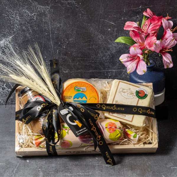 CESTA DE PRESENTE - 2 QUEIJOS + GOIABADA JATIBOCA + DOCE DE LEITE